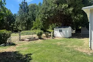 315 W Evans Creek Rd, Rogue River, OR 97537 - Photo 28
