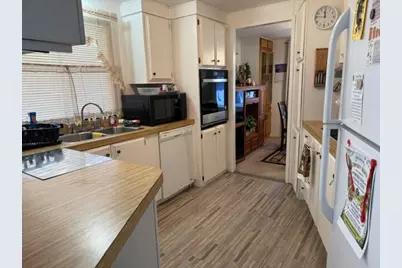 315 W Evans Creek Road #UNIT 13, Rogue River, OR 97537 - Photo 6