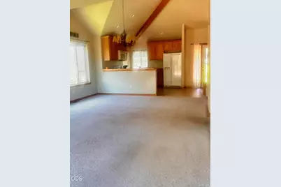 4815 Falcon Drive, Klamath Falls, OR 97601 - Photo 4