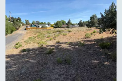 Se Revere Avenue #25, Madras, OR 97741 - Photo 2