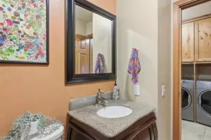 930 NE Wesley Ln, Grants Pass, OR 97526 - Photo 30
