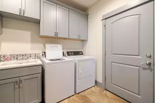 14225 Whitewater Ln, La Pine, OR 97739 - Photo 24