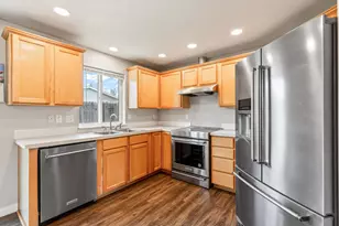 727 SE Cross Ln, Madras, OR 97741 - Photo 6