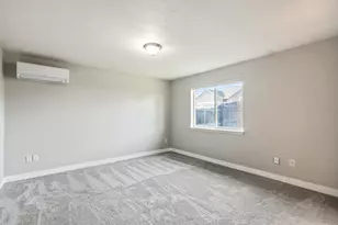 727 SE Cross Ln, Madras, OR 97741 - Photo 10