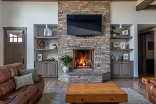 61465 White Peaks Ct, Bend, OR 97702 - Photo 56