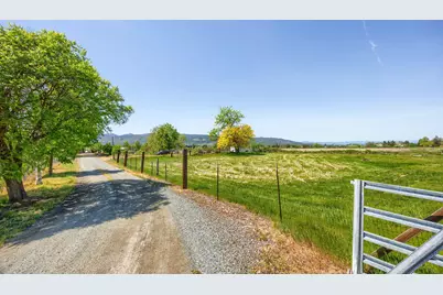 3600 Madrona Lane, Medford, OR 97501 - Photo 82