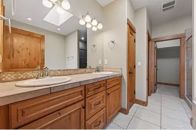 2635 N Awbrey Point Circle, Bend, OR 97703 - Photo 22