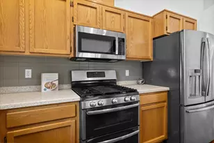21196 Strawberry Mountain, Bend, OR 97702 - Photo 10