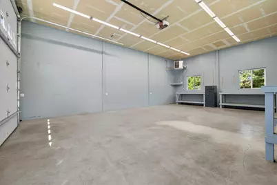 21196 Strawberry Mountain, Bend, OR 97702 - Photo 36