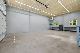 21196 Strawberry Mountain, Bend, OR 97702 - Photo 36