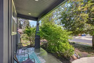 61039 Honkers Ln, Bend, OR 97702 - Photo 2