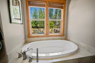 55442 Heierman Dr, Bend, OR 97707 - Photo 28