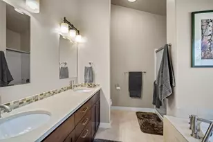 55442 Heierman Dr, Bend, OR 97707 - Photo 8
