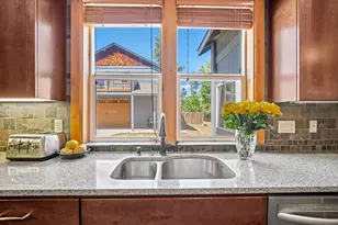 55442 Heierman Dr, Bend, OR 97707 - Photo 6