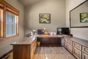 55442 Heierman Dr, Bend, OR 97707 - Photo 16