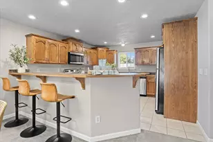 1630 Medart Ln, Grants Pass, OR 97527 - Photo 10