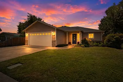 1630 Medart Lane, Grants Pass, OR 97527 - Photo 1