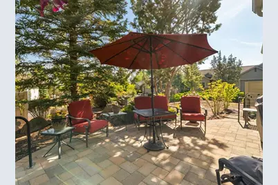 8051 Granite Falls Drive, Redmond, OR 97756 - Photo 12