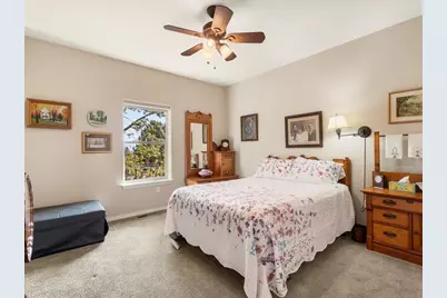 8051 Granite Falls Drive, Redmond, OR 97756 - Photo 20