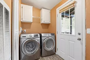 19140 Springfield Ct, Crescent Lake, OR 97733 - Photo 26