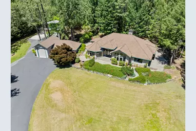 1562 Sleepy Hollow Loop, Grants Pass, OR 97527 - Photo 48
