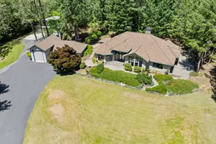1562 Sleepy Hollow Loop, Grants Pass, OR 97527 - Photo 48