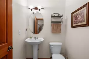 196 Pooh Ln, Grants Pass, OR 97526 - Photo 10