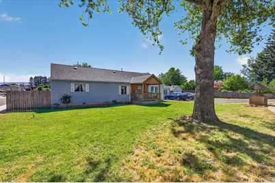 1965 Orchard Home Drive, Medford, OR 97501 - Photo 4