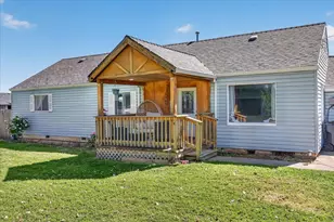 1965 Orchard Home Dr, Medford, OR 97501 - Photo 2