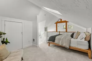 1940 NW Monterey Pines Dr, Bend, OR 97703 - Photo 18