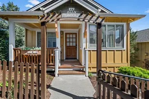 1940 NW Monterey Pines Dr, Bend, OR 97703 - Photo 2
