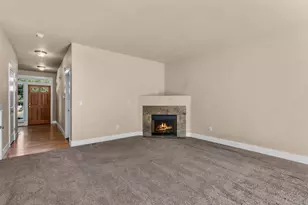 176 S Timber Pine Pl, Sisters, OR 97759 - Photo 10
