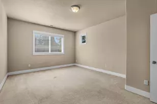 176 S Timber Pine Pl, Sisters, OR 97759 - Photo 18