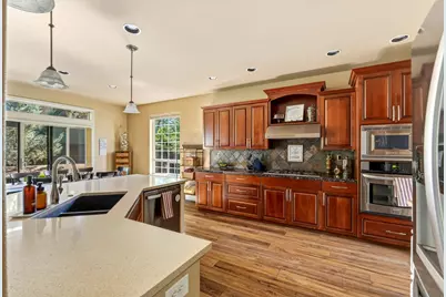 20165 Stonegate Drive, Bend, OR 97702 - Photo 2