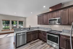 927 E Desperado Trail, Sisters, OR 97759 - Photo 10