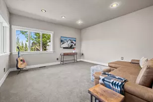 2853 NW Nightfall Cir, Bend, OR 97703 - Photo 36