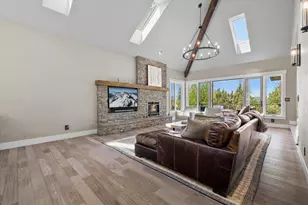 2853 NW Nightfall Cir, Bend, OR 97703 - Photo 12