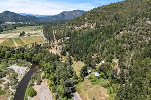 11020 N Applegate Rd, Grants Pass, OR 97527 - Photo 36