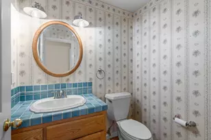 64080 Hwy 20, Bend, OR 97703 - Photo 10