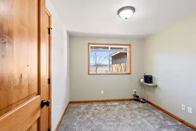 19800 Connarn Road, Bend, OR 97703 - Photo 18