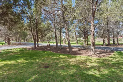 20724 Prince John Court, Bend, OR 97702 - Photo 4