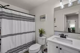 2564 NE Purcell Blvd, Bend, OR 97701 - Photo 18