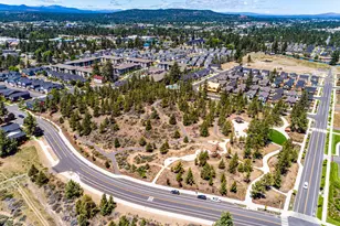 20568 SE Kira Dr, Bend, OR 97702 - Photo 34