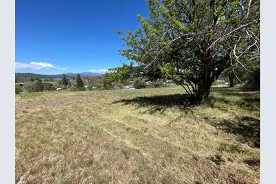 437 Trinity Street, Klamath Falls, OR 97601 - Photo 18