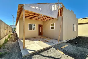 313 E Rapp Rd, Talent, OR 97540 - Photo 8