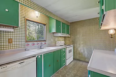 [Address not provided], La Pine, OR 97739 - Photo 6