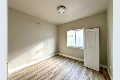 315 E Rapp Road, Talent, OR 97540 - Photo 10