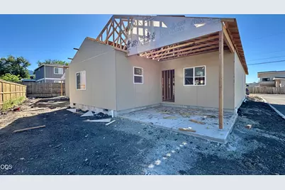 315 E Rapp Road, Talent, OR 97540 - Photo 6