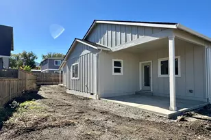 315 E Rapp Rd, Talent, OR 97540 - Photo 30