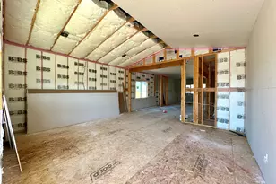 315 E Rapp Rd, Talent, OR 97540 - Photo 2